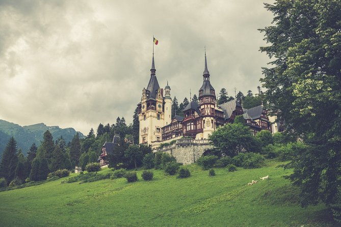 dracula-city-break-bran-castle-peles-castle-sinaia-brasov-city