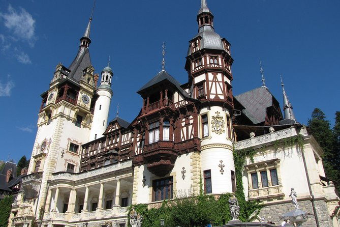 dracula-city-break-bran-castle-peles-castle-sinaia-brasov-city