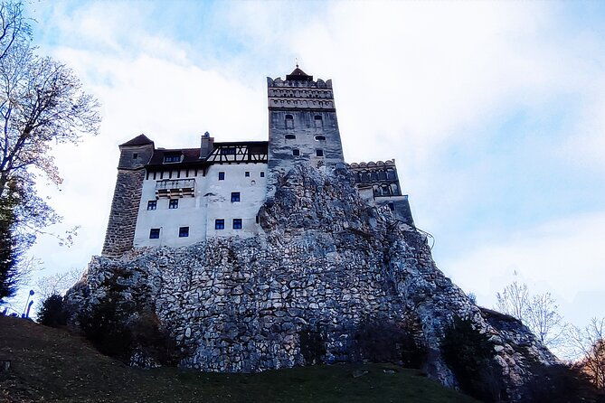 draculas-castle-private-tour-with-peles-castle-and-brasov-city