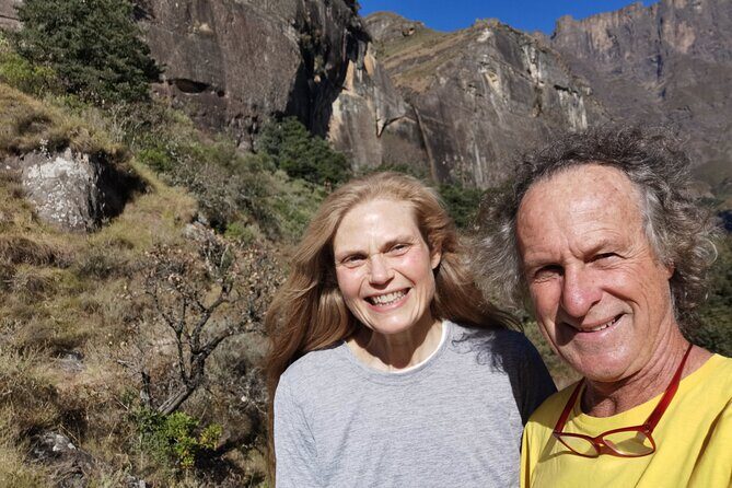 Drakensberg Mountains. Tugela Gorge and Amphitheater Hike - Introduction to the Drakensberg Tugela Gorge Hike