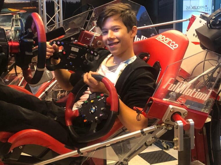 drammen-racing-center-simulator-experience