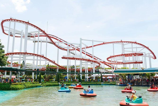 Dream World & Snow Town Theme Park Ticket - Hotel Pickup & Lunch - An Overview of the Tour Experience