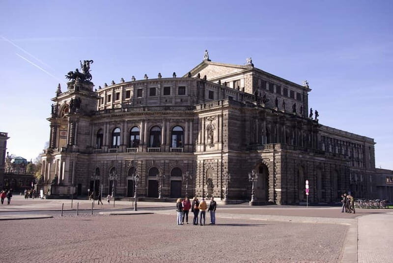 Dresden: 10-Hour-Tour from Berlin by VW-Bus - How the Tour Unfolds