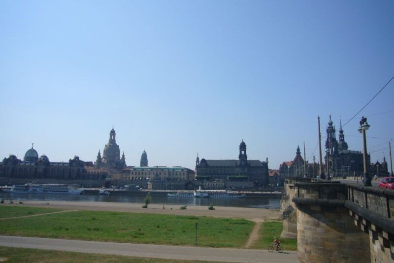 dresden-elbe-valley-guided-segway-tour