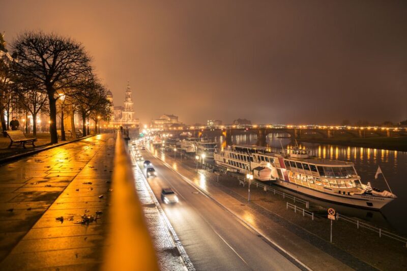 Dresden: Evening River Cruise with Dinner - Who Will Love This Cruise?
