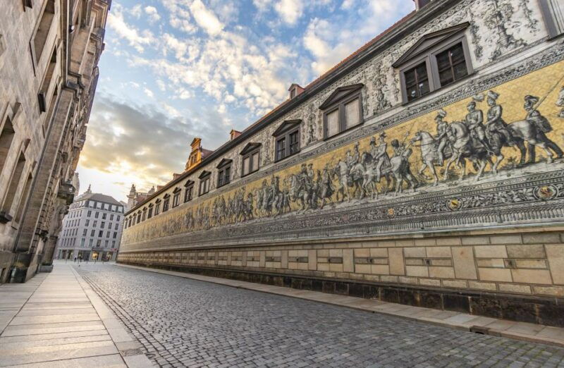 dresden-express-walk-with-a-local-in-60-minutes
