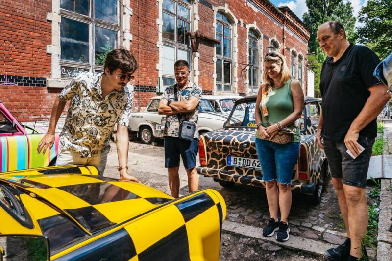 dresden-guided-sightseeing-tour-in-classic-trabi-car