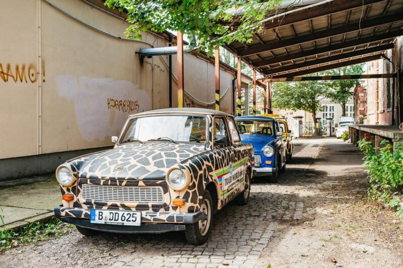 dresden-guided-sightseeing-tour-in-classic-trabi-car