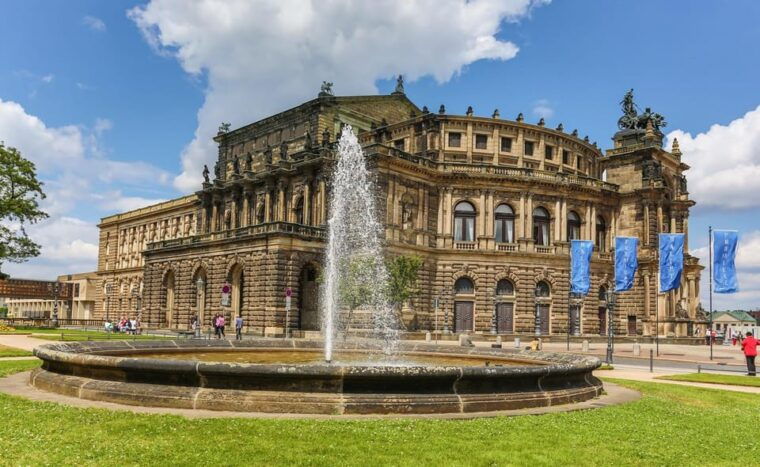 dresden-guided-tour-with-beer-tasting
