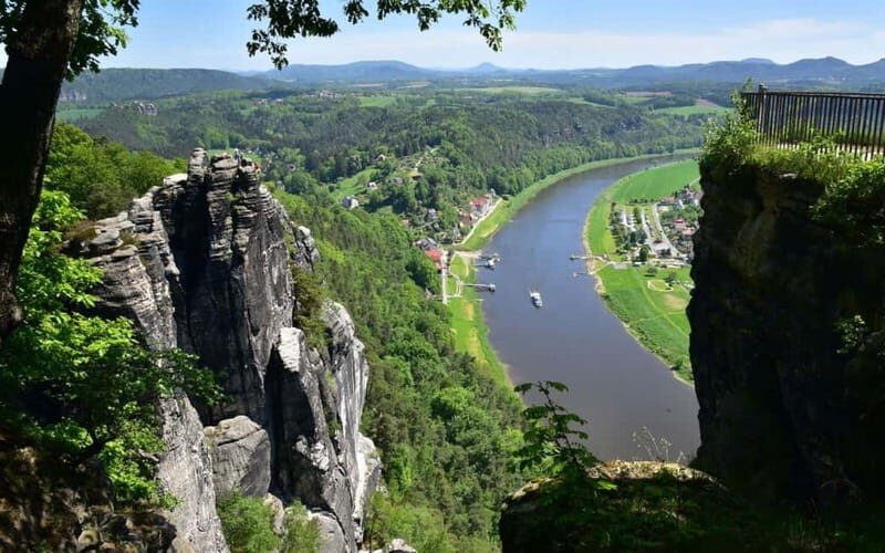 Dresden-Prague One-Way Sightseeing Journey - Transportation and Logistics