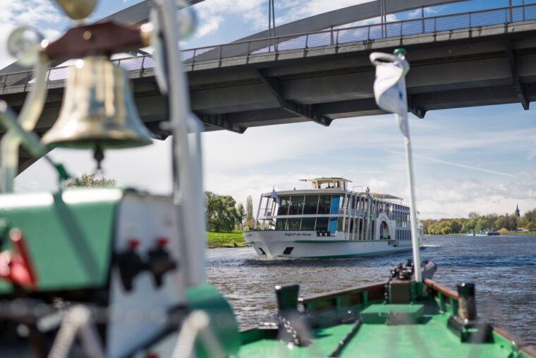 dresden-river-sightseeing-boat-cruise