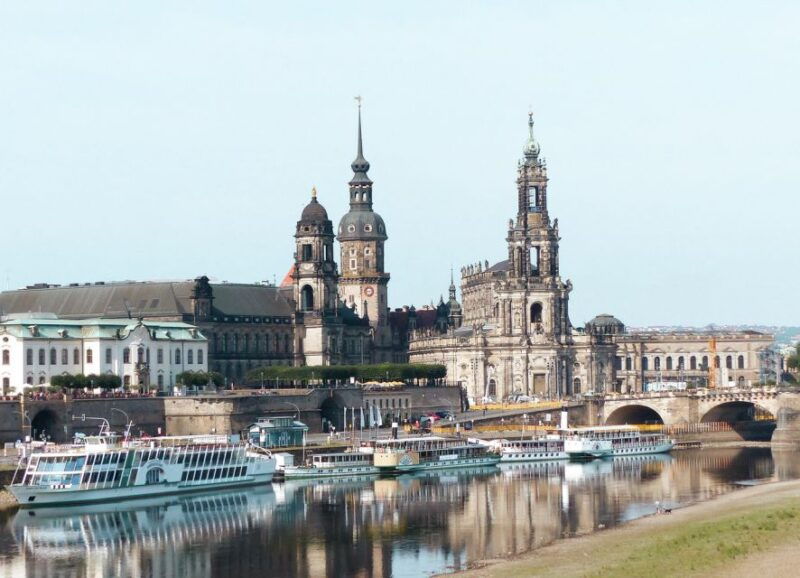 dresden-segway-tour-along-the-elbe-and-old-town