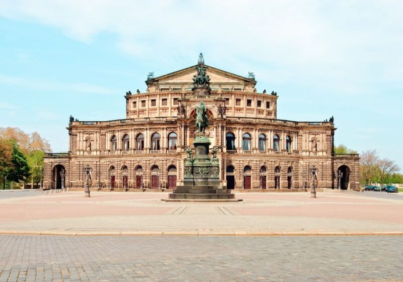 dresden-segway-tour-along-the-elbe-and-old-town