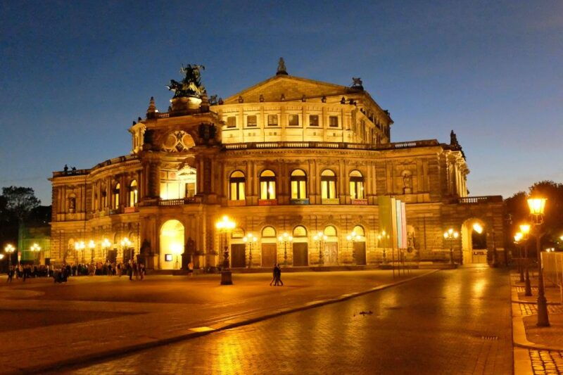 dresden-shared-small-group-walking-tour-in-english