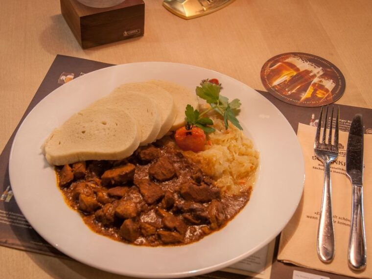 dresden-walking-tour-with-a-night-watchman-and-meal