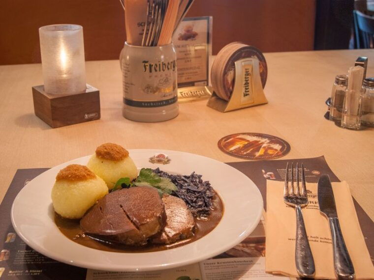dresden-walking-tour-with-a-night-watchman-and-meal