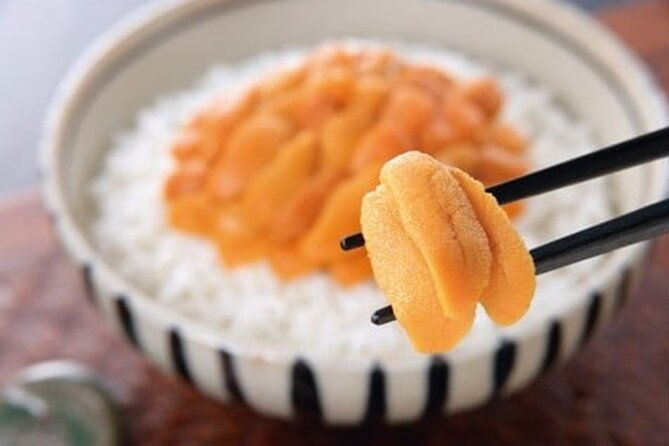 drift-ice-kayak-experience-with-sea-urchin-rice-lunch