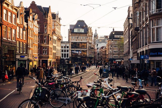 drinks-bites-in-amsterdam-private-tour