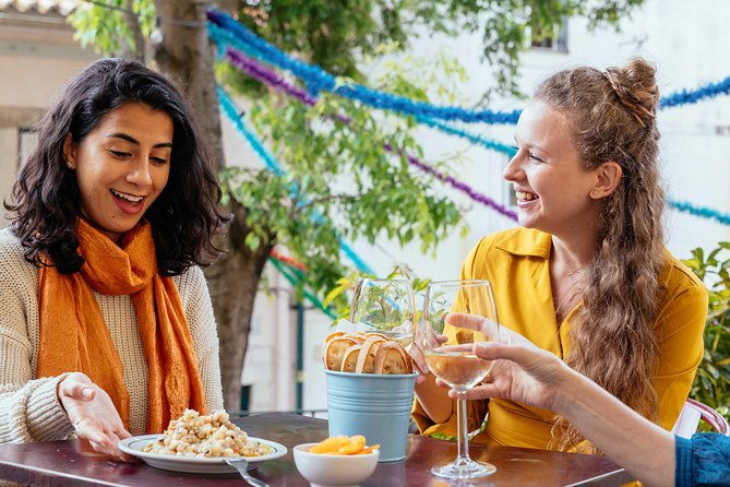 drinks-bites-in-lisbon-private-tour