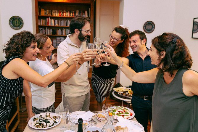 Drinks, Bites & Views of Rome by Night Private Tour - Key Points
