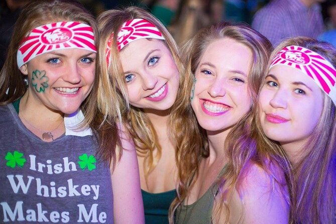 drunken-monkey-pub-crawl