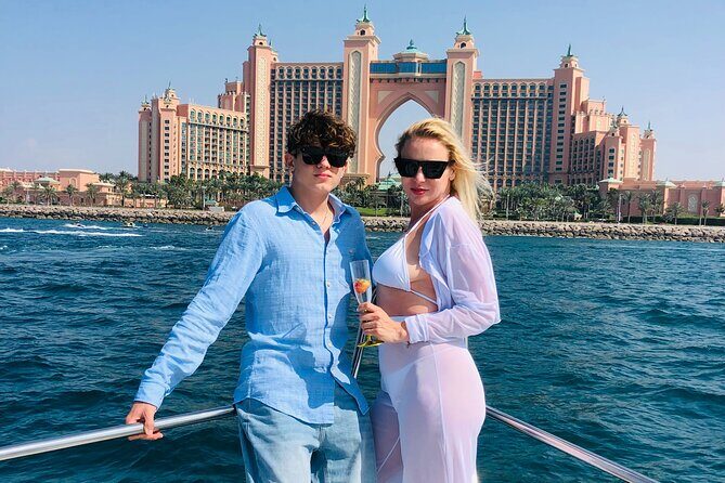 Dubai 2-Hour Mini Yacht Tour at The Palm, Burj Al Arab & Atlantis - FAQ