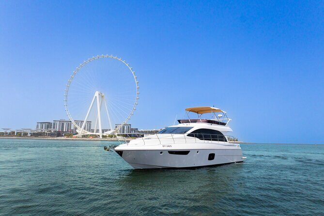 Dubai: 52ft Private Luxury Yacht For Rental - Key Points