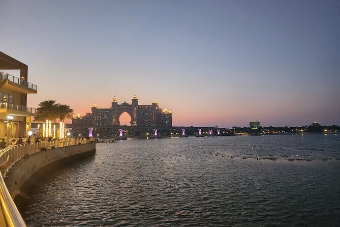 Dubai after Dark City Highlights with Dinner, Guide and Transfer - FAQ