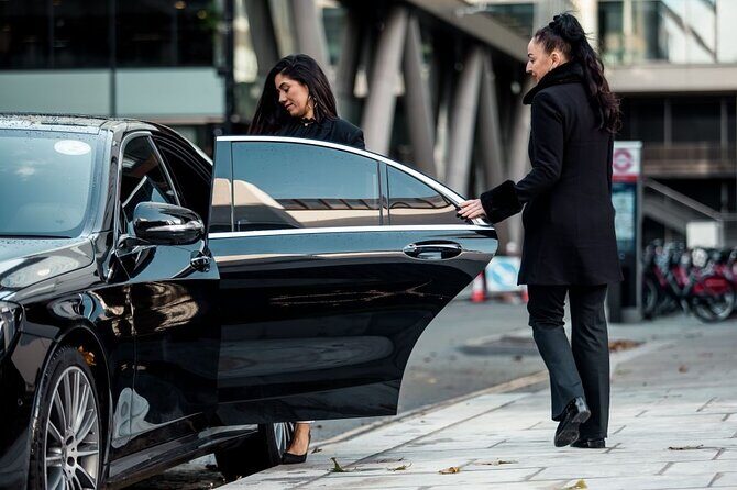 Dubai Airport to Dubai Hotel Transfers - The Booking and Confirmation Process