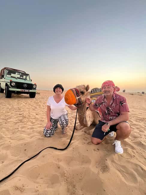 Dubai: Al Marmoom Oasis Safari, Animal Spotting & Breakfast - Exploring the Desert in Style with Vintage G-Class