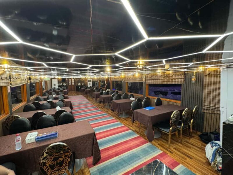 Dubai: Al Seef Creek Soirée Dhow Dinner & Live Entertainment - Live Entertainment and Cultural Shows