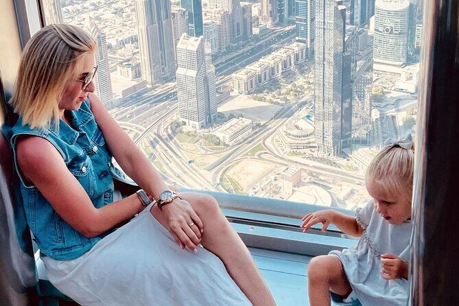 Dubai Burj Khalifa Tickets at the top (Level 124th + 125th) - The Experience in Detail