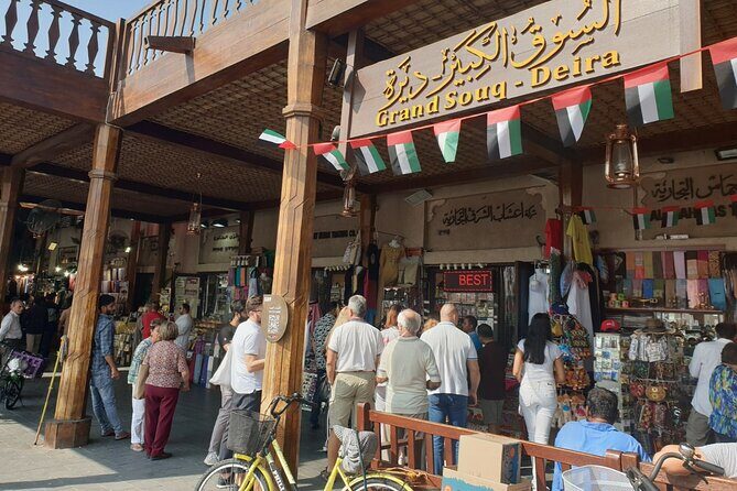 Dubai City Tour - The History from Riding Camel to Riding Ferrari - FAQ