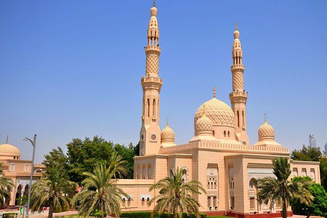Dubai City Tour with Desert Safari & BBQ Dinner - FAQ