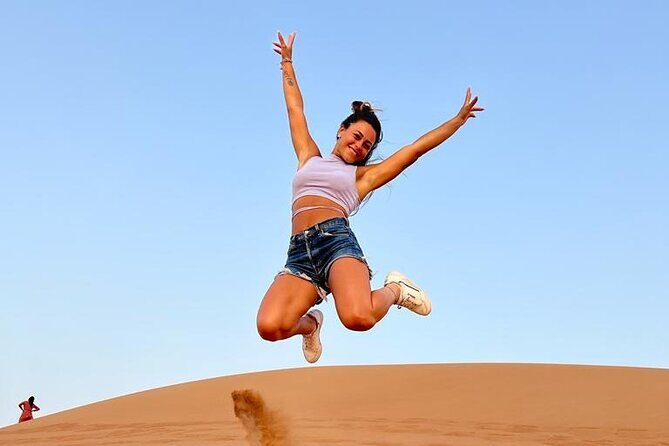 Dubai: Desert Safari 4x4 Dune with Camel Riding and Sandboarding - Transportation & Duration: Why It Matters