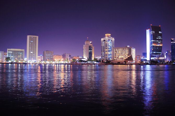 Dubai Dhow Dinner Cruise Marina with pickup drop option - The Pros and Cons