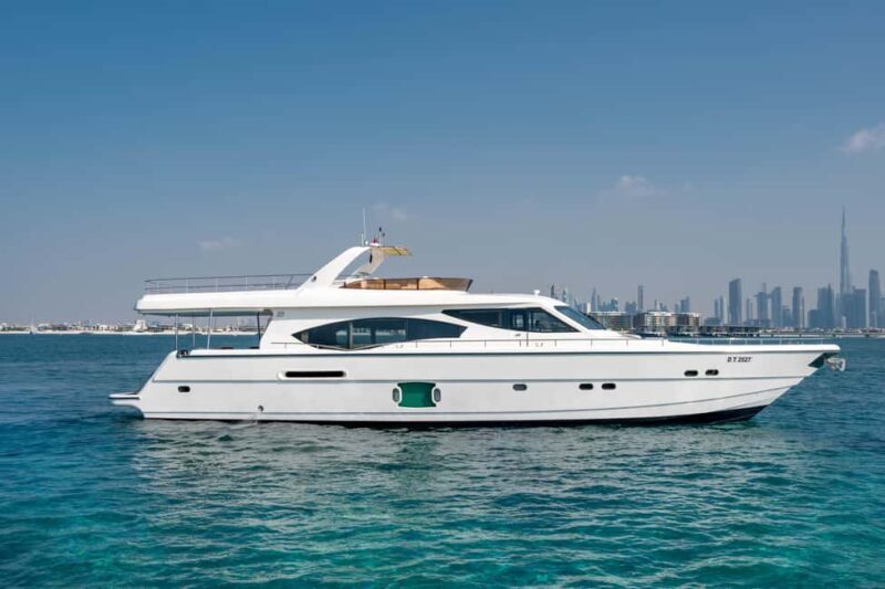 Dubai: Dubai Marina, Atlantis, and Burj Al Arab Yacht Tour - Key Points