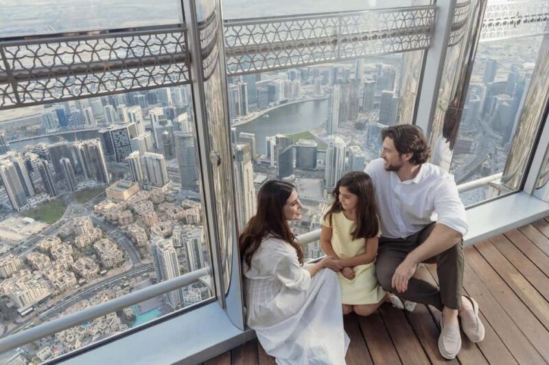 Dubai: Fast Track Entry to Burj Khalifa Levels 124 & 125 - Key Points