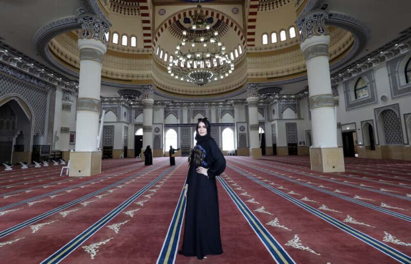 Dubai: Frame Tickets, Creek, Souks & Blue Mosque Guided Tour - Key Points
