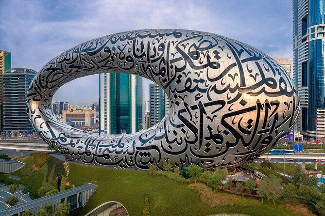 Dubai Full-Day City Tour: Souk, Palm Monorail, Abra Ride & Mosque - Who Should Consider This Tour?