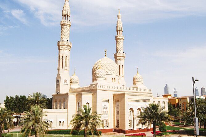 Dubai Full-Day City Tour: Souk, Palm Monorail, Abra Ride & Mosque - FAQs