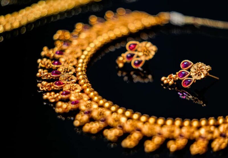 Dubai: Gold Souk VIP Shopping Tour with Private Car - Who Is This Tour Best For?  