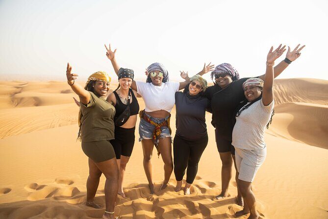 Dubai Half-day Red Dunes bashing with Sandboarding, Camel &Falcon - Key Points