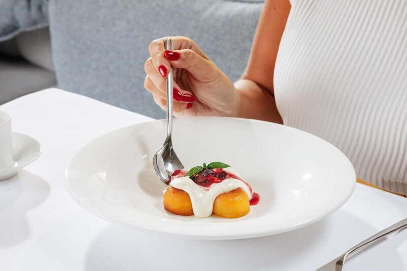 Dubai Harbour Lunch Experience at L'amo Bistro Del Mare - The Experience Itself: What to Expect