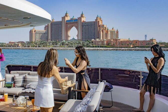 Dubai Harbour Super Yacht Experience with gourmet & Drinks - Authentic Guest Perspectives