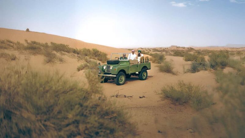 Dubai: Heritage Safari in Vintage Land Rover with Dinner - An In-Depth Look at the Tour Experience