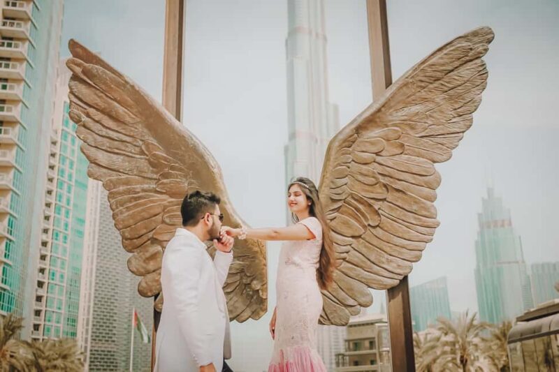Dubai: Iconic Burj Khalifa Pre-Wedding Photoshoot - An In-Depth Look at the Experience