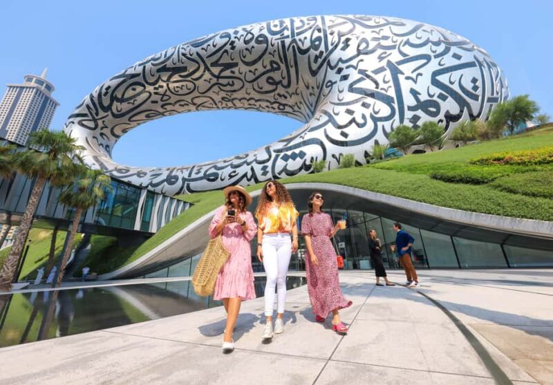 Dubai: Instagram Photography & Videography Tour - Key Points