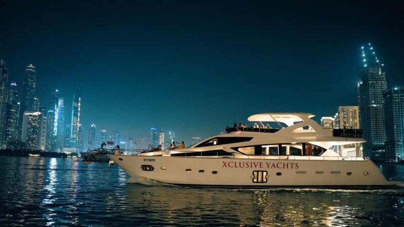 Dubai: Instagrammable Yacht Tour with Drinks & Ain/JBR Views - Key Points