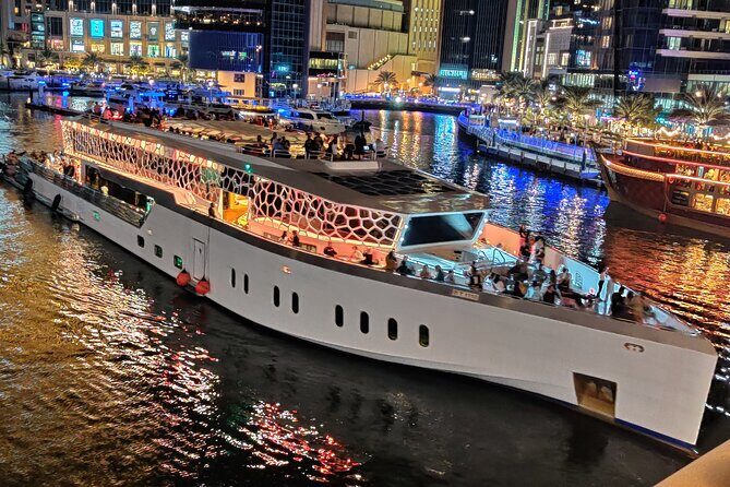 Dubai: Lotus Mega Yacht 3-Hours Dinner Cruise Tour - Key Points